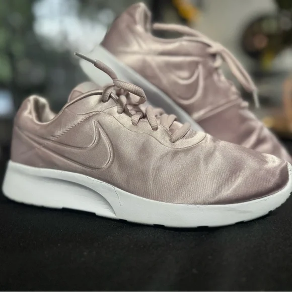 Women's Size 7.5 Tanjun Pink Satin Sneakers